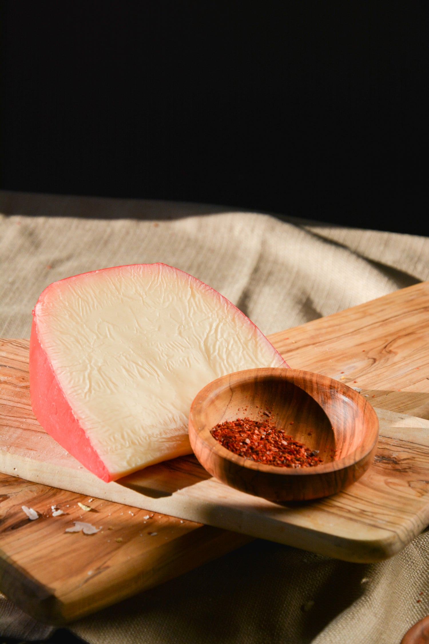 EDAM PEYNİRİ ( KEÇİ SÜTÜNDEN )