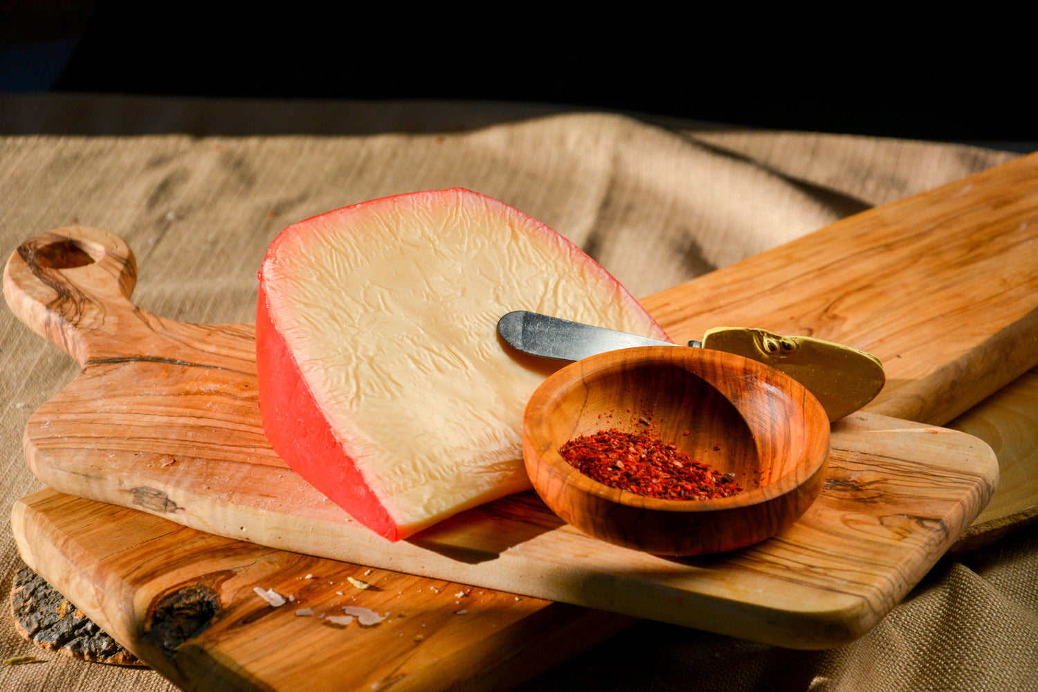 EDAM PEYNİRİ ( KEÇİ SÜTÜNDEN )